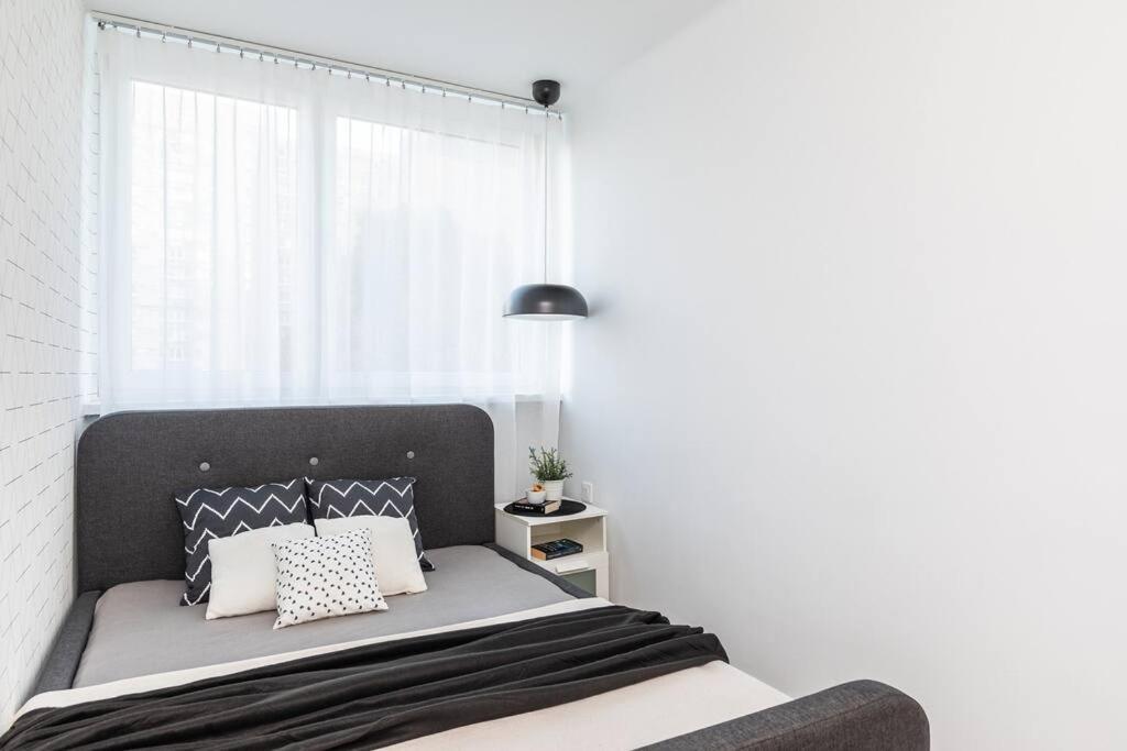 Superapart Jana Pawla Ii, Apt 302 Cozy Urban Retreat, Perfect For Couples Warschau Exterior foto