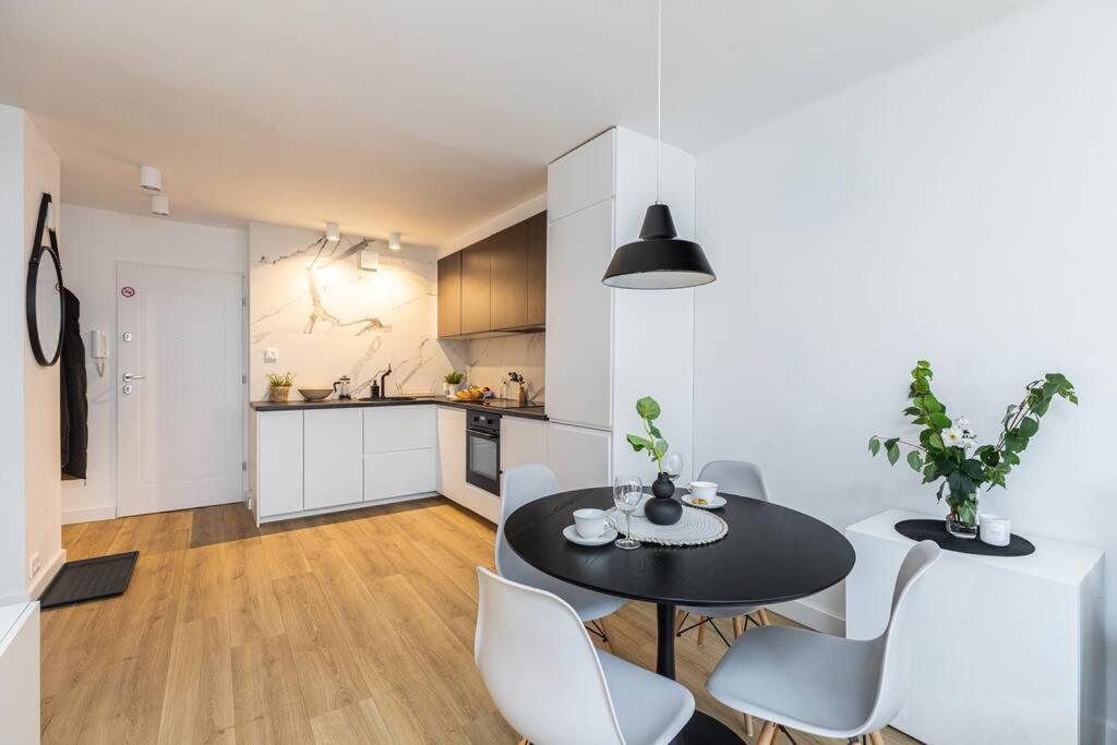 Superapart Jana Pawla Ii, Apt 302 Cozy Urban Retreat, Perfect For Couples Warschau Exterior foto